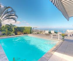 Maison / Villa Plus de 5 pièces  200 m ...