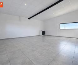 Locaux commerciaux  Saint Pierre 