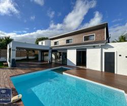 Maison / Villa 5 pièce(s)  135 m2
