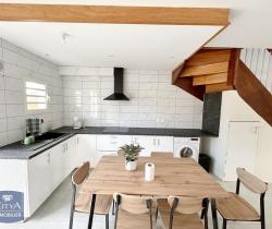 Maison / Villa 4 pièce(s)  82 m2