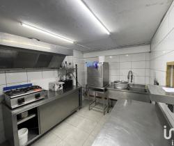 Local commercial  153 m2