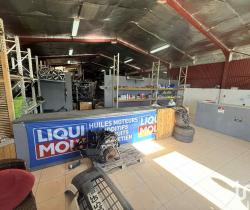 Local commercial  692 m2