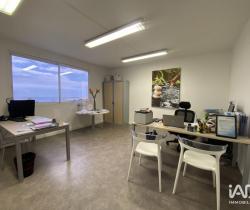 Local commercial  96 m2